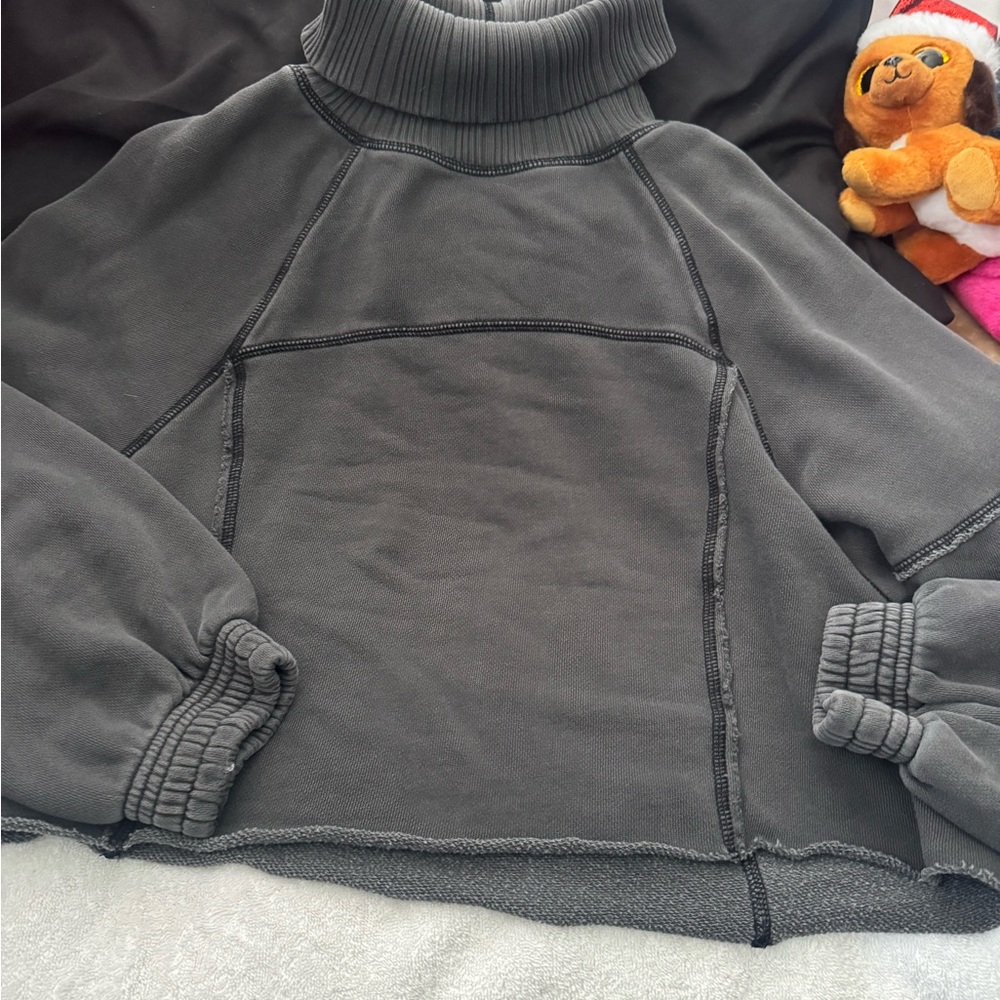 Aerie Charcoal Ribbed Sweater